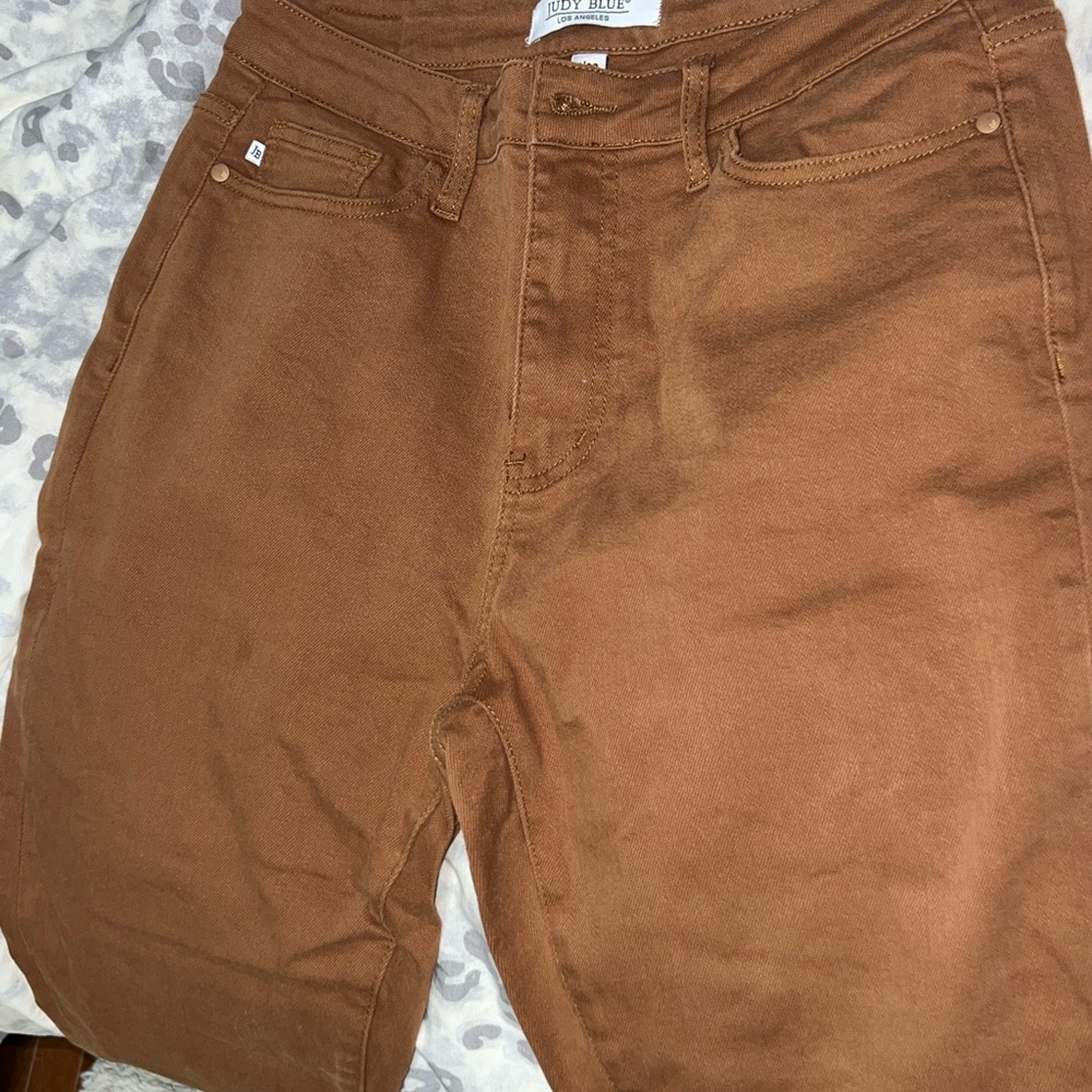 Judy Blue Brown High Rise Slim Fit - Picture 4 of 4
